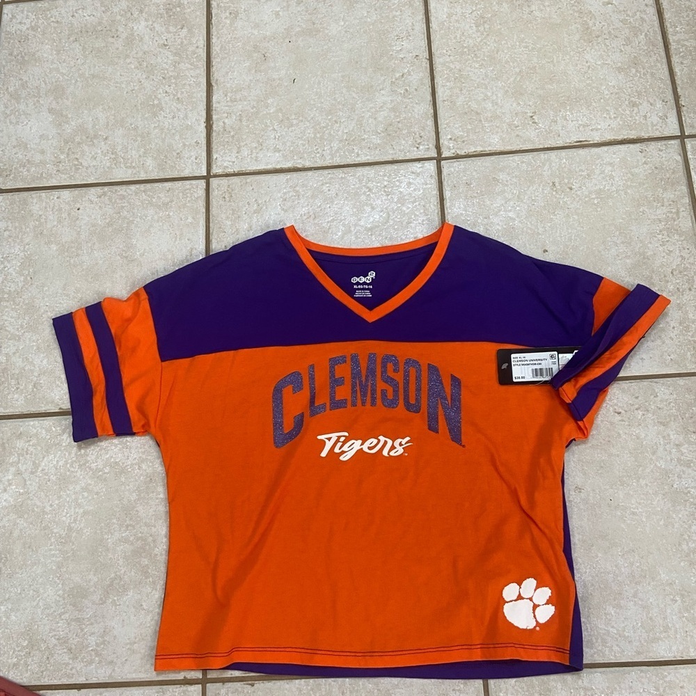 Crop Kids Clemson Tigers Shirt - Orange and Purple
NWT